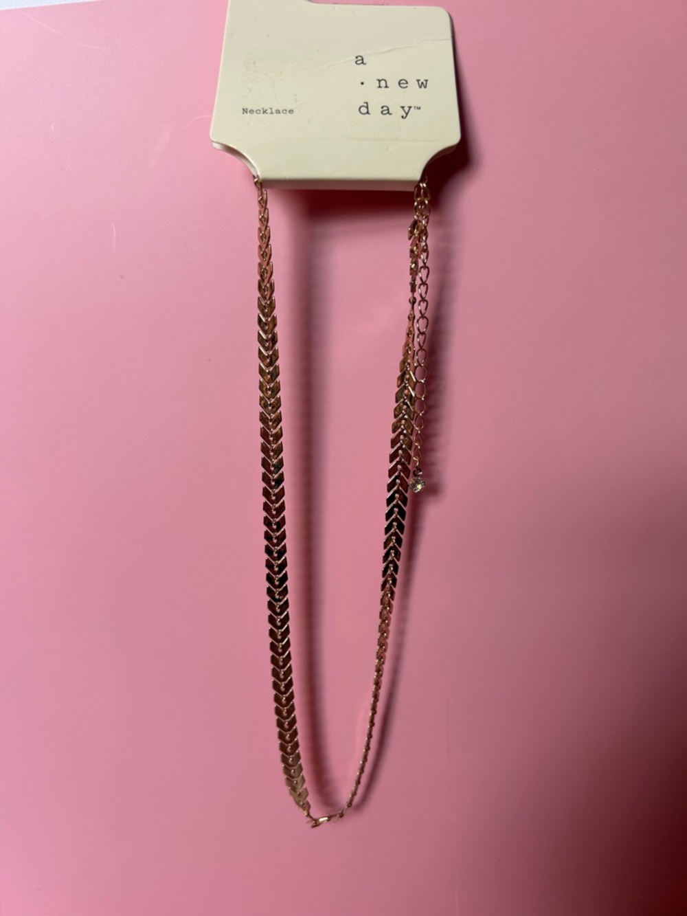 NWT V-shaped Chain, A New Day